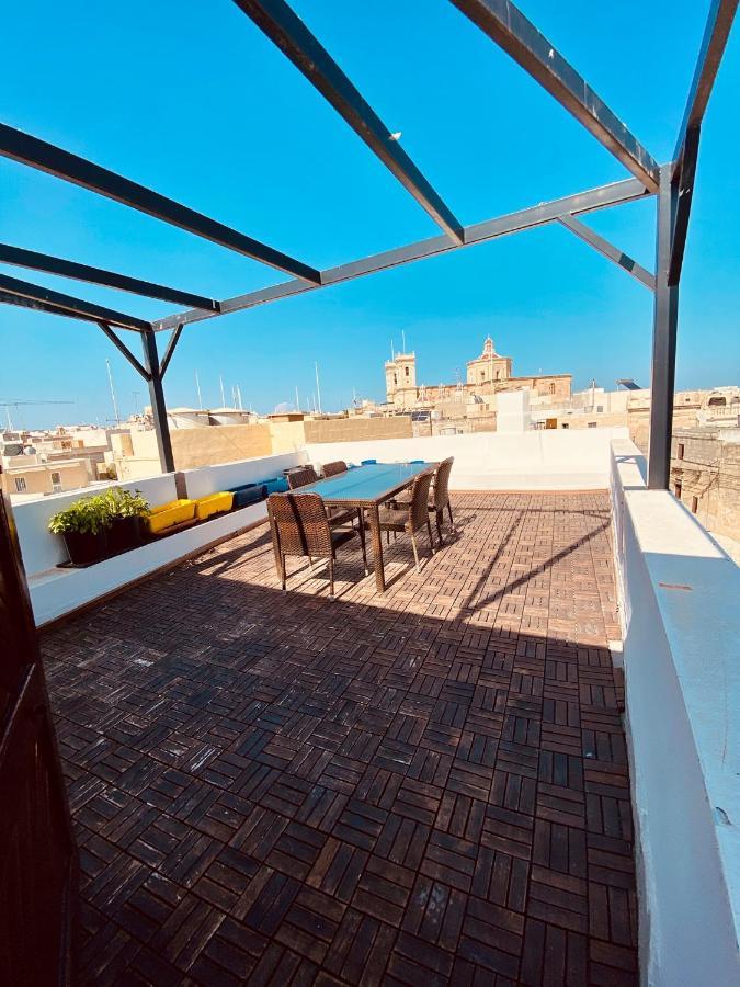 Rooftop Heated Jacuzzi, Fireplace, A Unique Home! Żebbuġ 外观 照片
